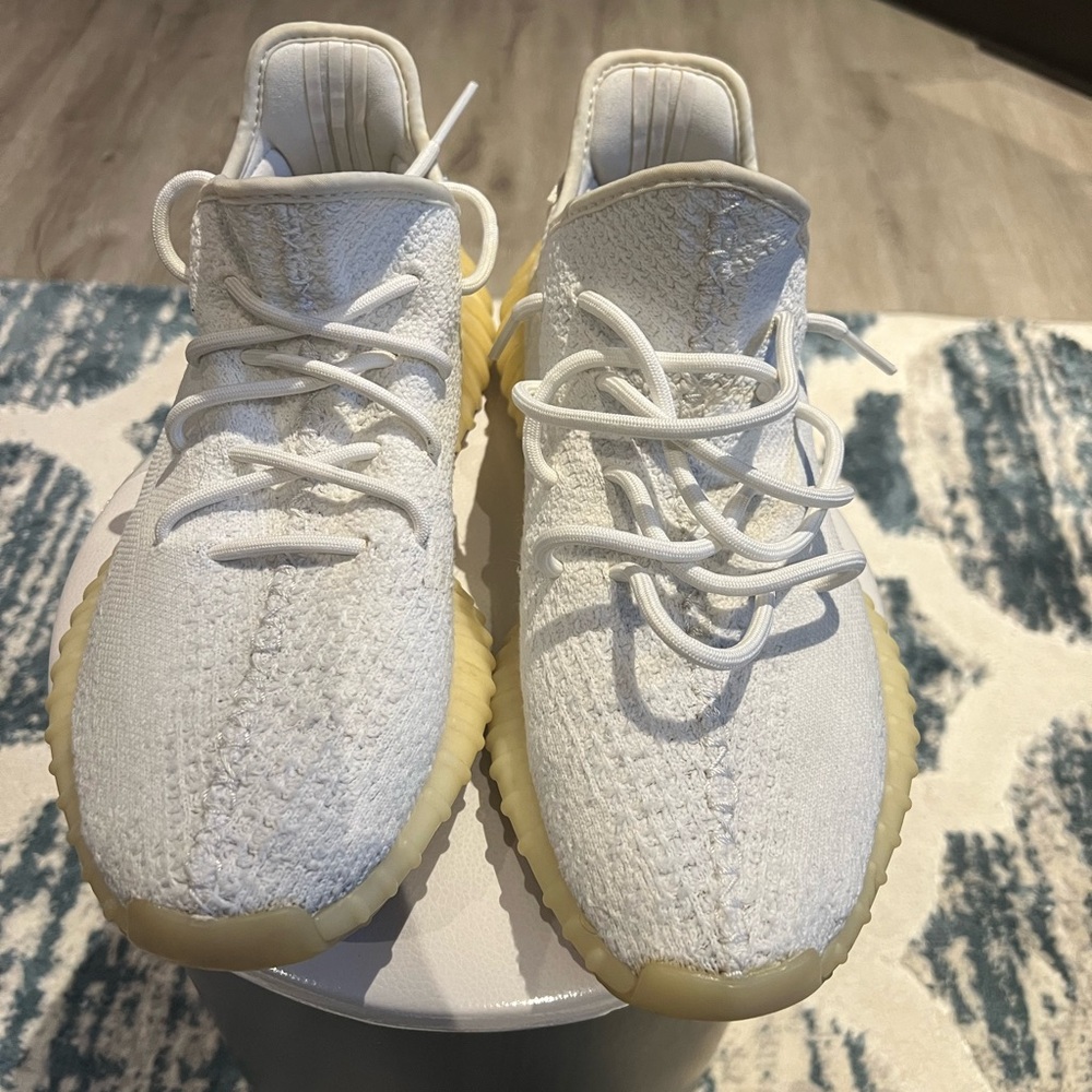 Yeezy 350 V2 Cream White